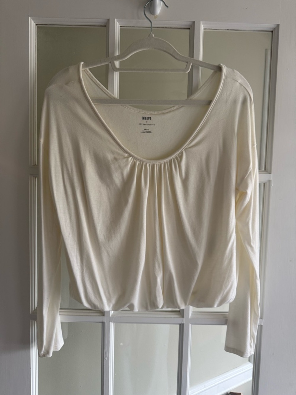 Cream Long-Sleeve Scoop Neck Top - Small Color- Anthropologie - Great Condition